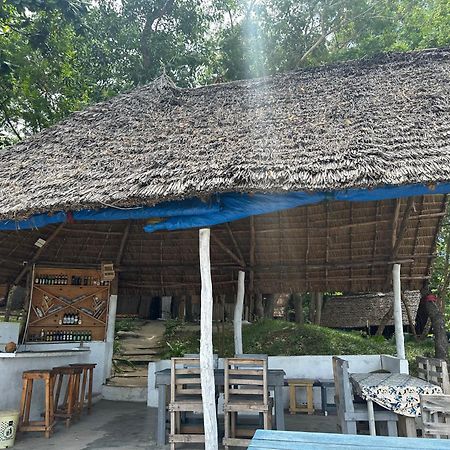 Maweni Beach Bungalows Килиндони Экстерьер фото