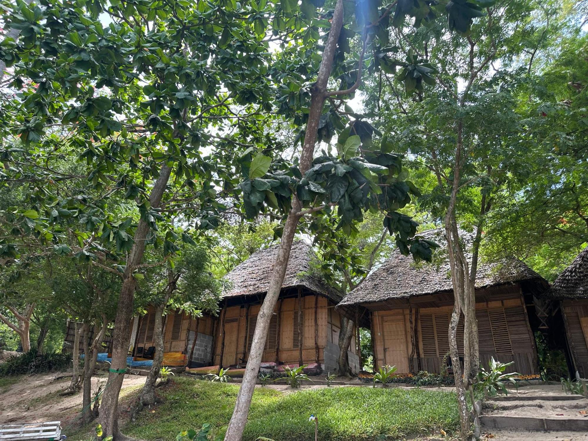 Maweni Beach Bungalows Килиндони Экстерьер фото