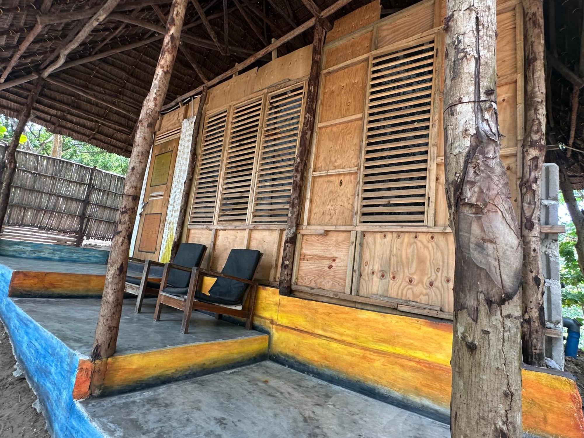 Maweni Beach Bungalows Килиндони Экстерьер фото